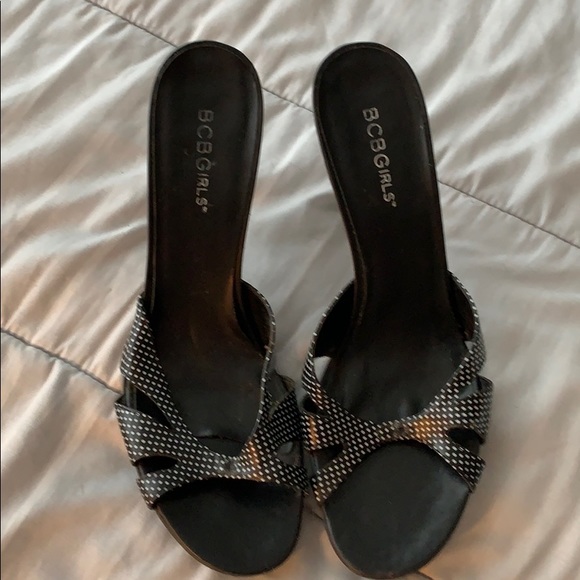 bcbgirls sandals